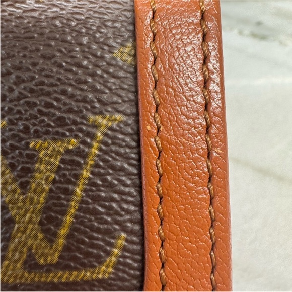 1990 Louis Vuitton Dame Pochette Monogram Clutch GM - Picture 7 of 12